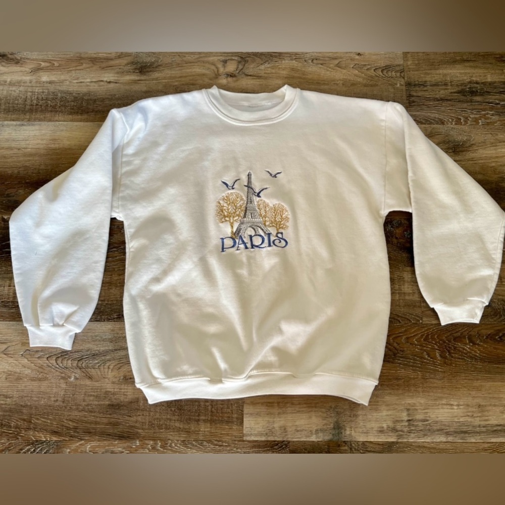 Vintage 90’s Embroidered Paris Pullover Sweater